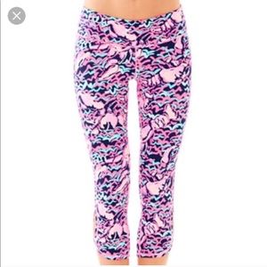 LILLY PULITZER LUXLETIC LEGGINGS LOBSTAH ROLL